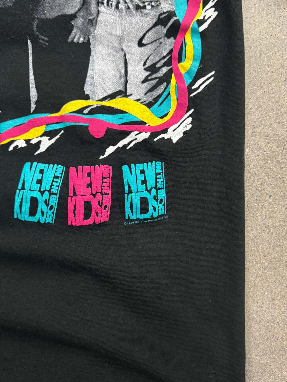 Vintage 1989 New Kids On The Block Canadian Tour T-Shirt - M - Picture 4 of 7